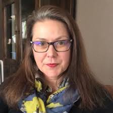 Gwen Dobbs's Instagram, Twitter & Facebook