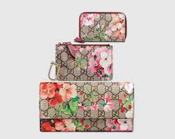 Maybe you would like to learn more about one of these? Gucci Gg Blooms Slg Collection Gucci Gucci Bag Gucci Purses
