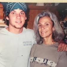 Theo Von Happy Mother S Day To My Mom Who Loved Me Even When I Wore Shitty Bandanas Singlemom Facebook