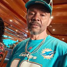 Bills vs Eagles would be epic…think about it…Eagles win Super Bowl and the  Bills would have lost to the whole NFC East in all 5 Super Bowl losses🤪