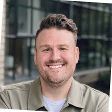 Ian Judd's Instagram, Twitter & Facebook