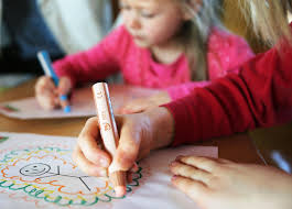 Malen ist für die entwicklung von kindern extrem wichtig. Malen Mit Kindern So Beschaftigen Sie Kinder Zu Hause Stern De