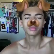 Devon Thompson (@lifewdevon)