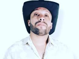 Morre o cantor Ton Ferreira: corpo do sertanejo é encontrado em terreno  baldio