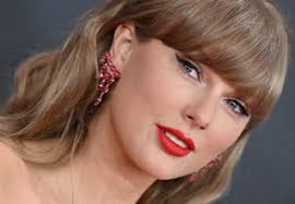 Taylor Swift Yells At Security To Defend A Fan & Then Gifts Her Tour Tickets