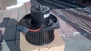 This article applies to anyone with automatic dual climate control that has no or limited function with the blower motor, as well as the being unable to turn the blower motor off when the truck is powered off also. Chevrolet Silverado 2007 2013 Why Won T My Blower Work Chevroletforum