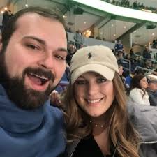 Laura Nowlin (@larsinreallife)