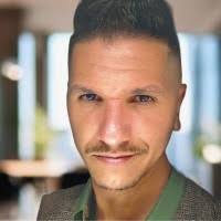 200+ Profile mit dem Suchbegriff „Taher“