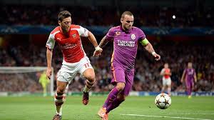 Arsenal'in yıldızı mesut özil, galatasaray maçı öncesi çarpıcı açıklamalar yaptı. Mesut Ozil Galatasaray A Karsi Ne Yapti Fenerbahce Fb Haberleri Spor