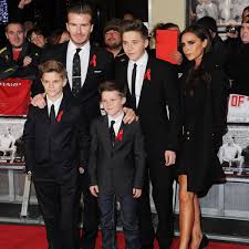 David beckham hilariously mocks victoria's smile! Cruz Beckham Erwischt In Einem Ganz Privaten Moment Bunte De