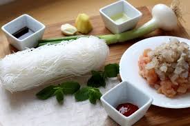 Diaporama Comment Faire Des Nems Poulet Crevettes Les Ingredients Comment Faire Des Nems Faire Des Nems Nems Poulet