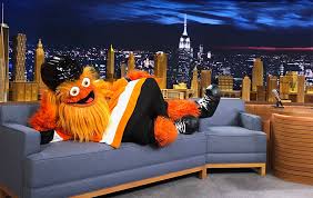 Ripley's also has a small collection of belly button lint from choith ramchandani, who attached 12 pieces of lint to a piece of stationary. How The Flyers Created Gritty The Internet S Most Beloved Mascot