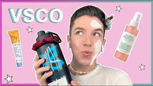 VISCO Girls Are Ditching Makeup and the Cosmetic Industry is Worried