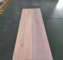 Wholesale Price Good Quality Vinyl Flooring Spc Floor Plastic Pisos Indoor  Use