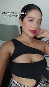 Ariana Barajas (@ari.barajas)