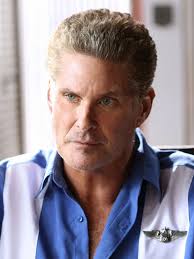 Aside from starring in knight rider (1982) and baywatch (1989), he is also an accomplished singer and popular recording artist. David Hasselhoff Filmstarts De
