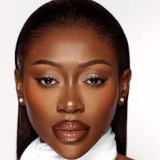 Top 90 Black Beauty Influencers in 2025