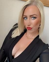 Selma Keith's Instagram, Twitter & Facebook