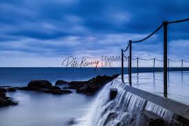 The beach is set in a picturesque valley, occupied by 10 ha bronte park. Bronte Beach 5 Framing Life