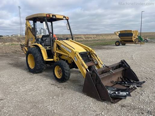 John Deere 110TLB Backhoe Loader