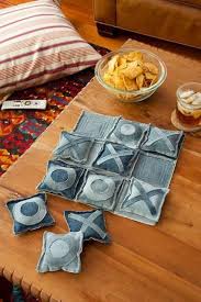Ideas For Repurposing Old Jeans Old Jeans Recycle Denim Crafts Sewing Projects