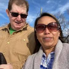 Do men actually find triplet attractive?￼