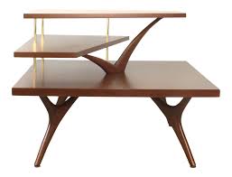Final Markdown 1960s Mid Century Modern Table In 2020 Mid Century Modern Coffee Table Mid Century Modern Table Mid Century Shelves