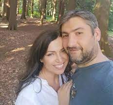 W niedzielne popołudnie za mąż wyszła katrzyna pakosińska, która zaskoczyła oryginalną suknią ślubną rodem z katarzyna pakosińska wybrała suknię, która nawiązywała do gruzińskiej tradycji. Katarzyna Pakosinska Zdradzila Najwieksze Sekrety Swojego Zycia Dzis Wyszla Za Maz Za Prawdziwego Ksiecia Zycie