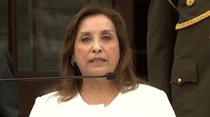 Dina Boluarte reconoció a policías que participaron en rescate de Jackeline  Salazar