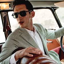 ⬇ descargue fotos de gafas de sol gran banco de imágenes de stock millones de fotos sin royalties de la mejor calidad a precios asequibles Las Gafas De Sol Que Llevan Los Hombres Con Mas Estilo De 2021 Actualizado El 29 De Abril De 2021 Gq Espana