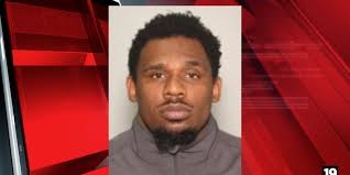 32-year-old man wanted by Marshals for 2 assaults