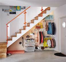 How To Use This Unexpected Ikea Product In Every Room Of The Home Amenagement Entree Ikea Algot Maison Minimaliste