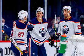 Oilers vs red wings 09/03/2015. Lv 61dyenff3zm