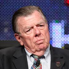 Joseph Galloway, chronicler and champion of soldiers in Vietnam, dies at 79 