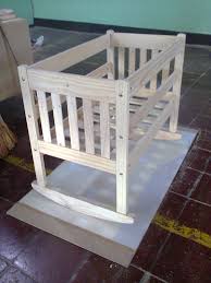 Wiege Aus Holz Projekt Holzprodukt Diy Baby Furniture Baby Crib Diy Diy Crib