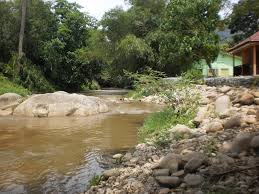 The nearest sultan abdul aziz shah airport is in 39.6 km from the hotel. Chalet Di Kg Janda Baik Mapio Net