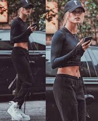 For fashion week's favorite trio of street style bffs, kendall jenner, gigi hadid, and bella hadid, who were snapped exiting anna sui with their twin mini buns intact last night, it was definitely the latter. Athleisure Style Hailey Baldwin Kendall Jenner Outfits With Sweatpants Gigi Hadid Justin Bieber Kendall Jenner