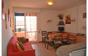 Situated 2.7 km from fonza beach, the property appartamenti casa pineta offers modern and functional accommodation close to the pine wood in marina di campo, on elba island. Privato Affitta Appartamento Vacanze Casa Vicino Al Mare 65 Mq Disponibile Periodo Estivo Annunci Campo Nell Elba Frazione Marina Di Campo Rif 162730