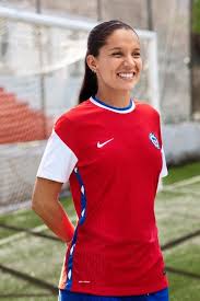 Gabriel suazo recibió dos fechas de castigo tras su expulsión ante universidad de chile. Fotos Alexis Sanchez Y Cracks De La Roja Masculina Y Femenina Lucen La Nueva Camiseta De La Seleccion Redgol