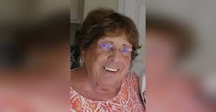 Earl Shiflett's Instagram, Twitter & Facebook