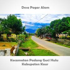 Kota yang memiliki peninggalan sejarah yang menarik. Kepala Batas Poskod