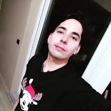 Hand drawn flower head portraits of Maroon 5 members, by our friend Sage  Vaughn. Prints are available as part of the the JORDI deluxe box set:  shop.maroon5.com/products/jordi-box-set