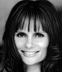 Kate Dunn's Instagram, Twitter & Facebook