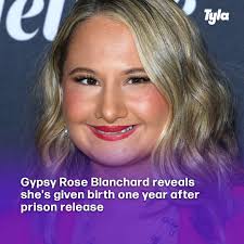 The new mum has revealed her child's name.