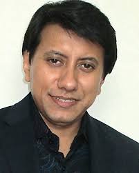 Emerging strategies for breaking the 3D amorphous network of lignin