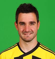 Soccer: Sanchez re-signs with Phoenix