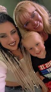 Rhonda Randolph's Instagram, Twitter & Facebook