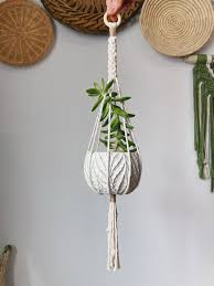 Beautiful, confident strokes of colour in acrylic and oil in a highly textured form give her graphic paintings an appearance of jumping off the canvas. Not Sure Where To Shop On Etsy Check Out The Best Home Brands By State Apartment Therapy