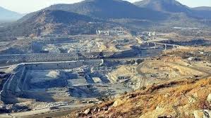 وقال السفير سامح شكري، وزير الخارجية المصري، إن إخطار إثيوبيا بعدم المشاركة في جولة المفاوضات الأخيرة بشأن سد النهضة في الولايات المتحدة الأمريكية جاء متأخرًا جدًا في يوم 25 فبراير بعد أن سافرت الوفود للولايات المتحدة، موضحًا أن هذا الإجراء كان واضحًا منه أن هناك رغبة من. Ø¨Ø¹Ø¯ Ø§Ù„Ù…Ù„Ø¡ Ø§Ù„Ø«Ø§Ù†ÙŠ Ù„Ù€ Ø³Ø¯ Ø§Ù„Ù†Ù‡Ø¶Ø© Ø¥Ø«ÙŠÙˆØ¨ÙŠØ§ ØªØ·Ù…Ø¦Ù† Ù…ØµØ± ÙˆØ§Ù„Ø³ÙˆØ¯Ø§Ù†