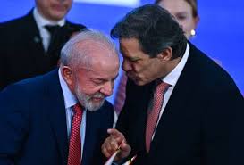 Lula e Haddad cumprem agendas em SP com expectativa de embarque do ministro na disputa ao governo estadual